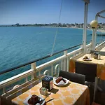 La Riva Hotel