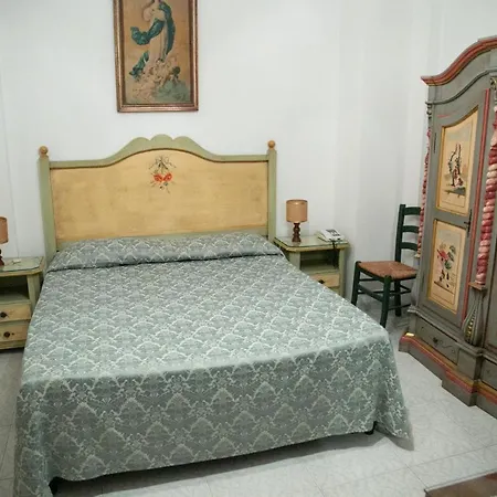 Hotel La Riva 3*