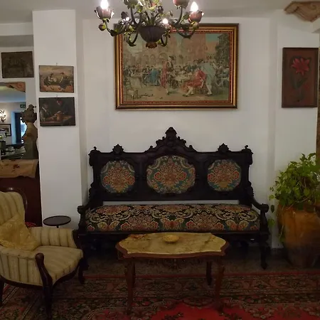 Hotel La Riva Giardini Naxos